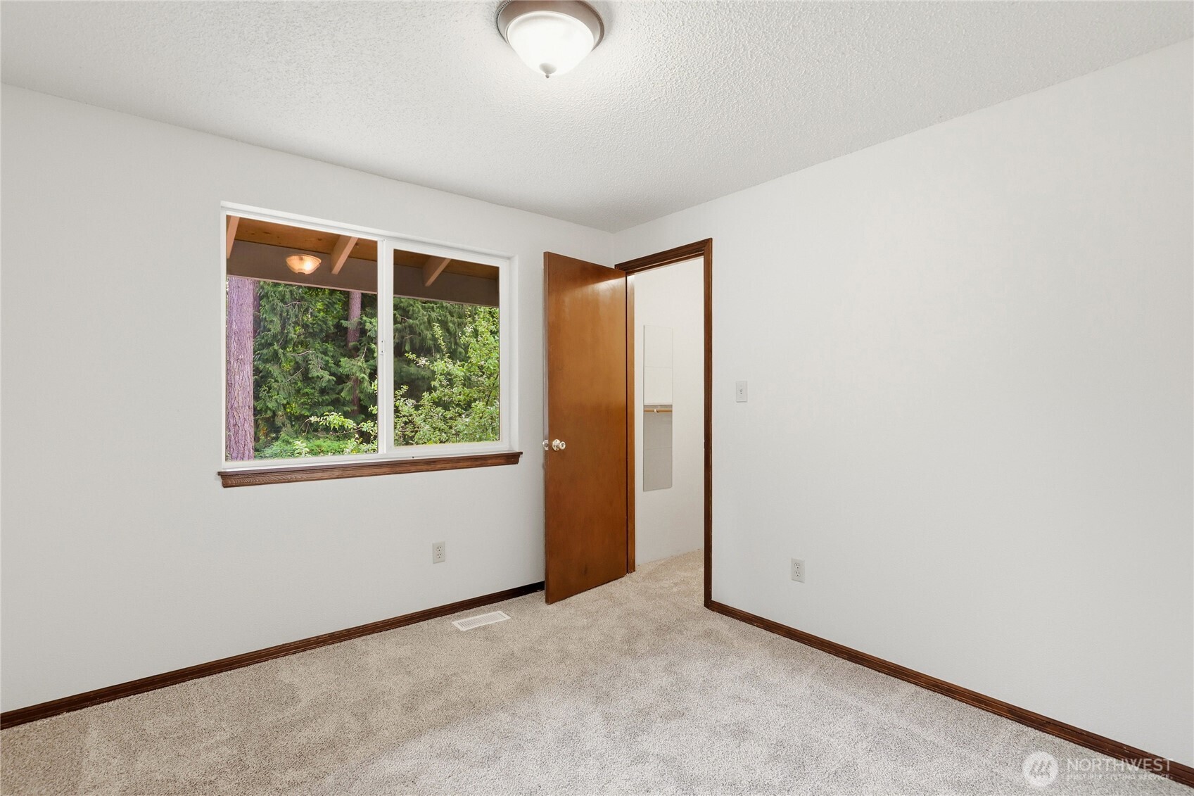 3144 SE Forest Villa Court , Port Orchard, WA 98366