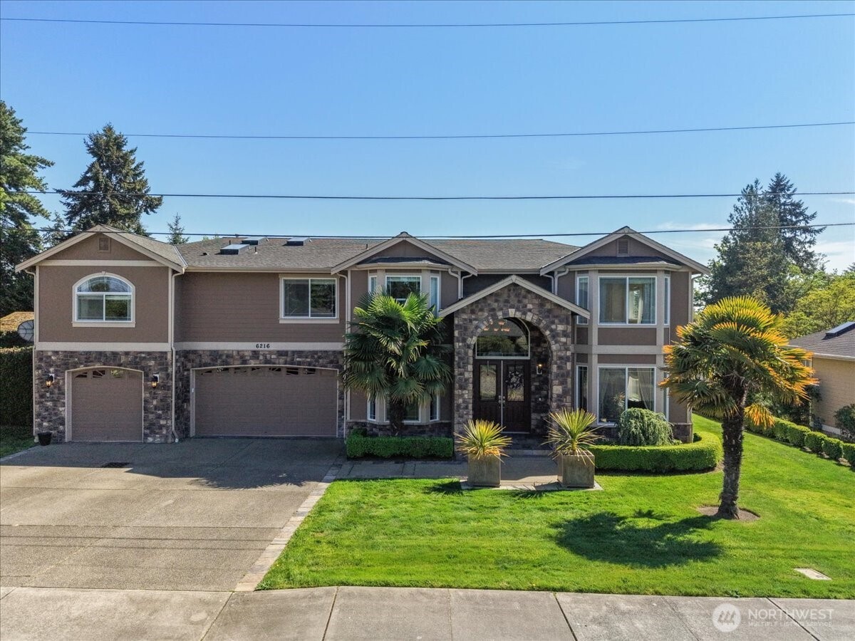 6216 25th Street NE, Tacoma, WA 98422