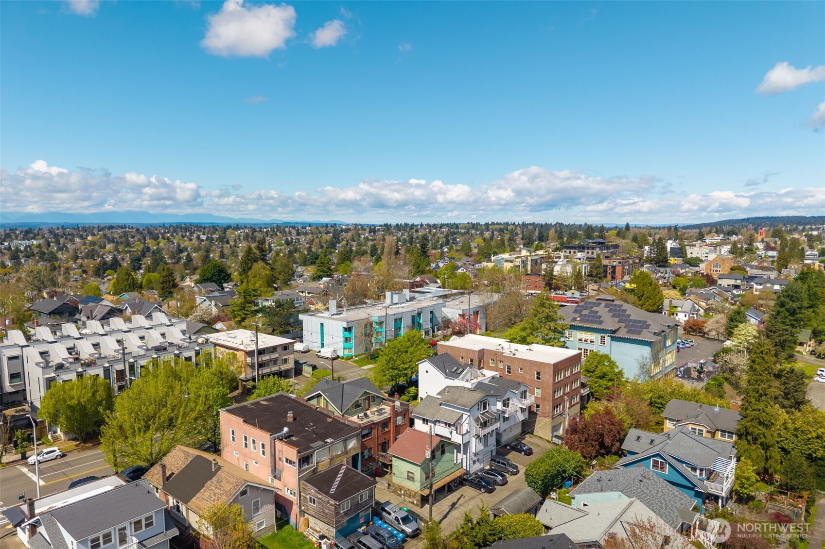 6512 Phinney Avenue N, Seattle, WA 98103