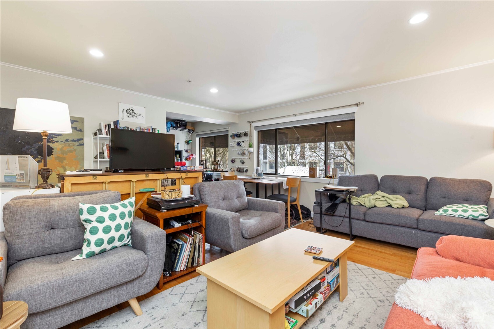 6512 Phinney Avenue N, Seattle, WA 98103