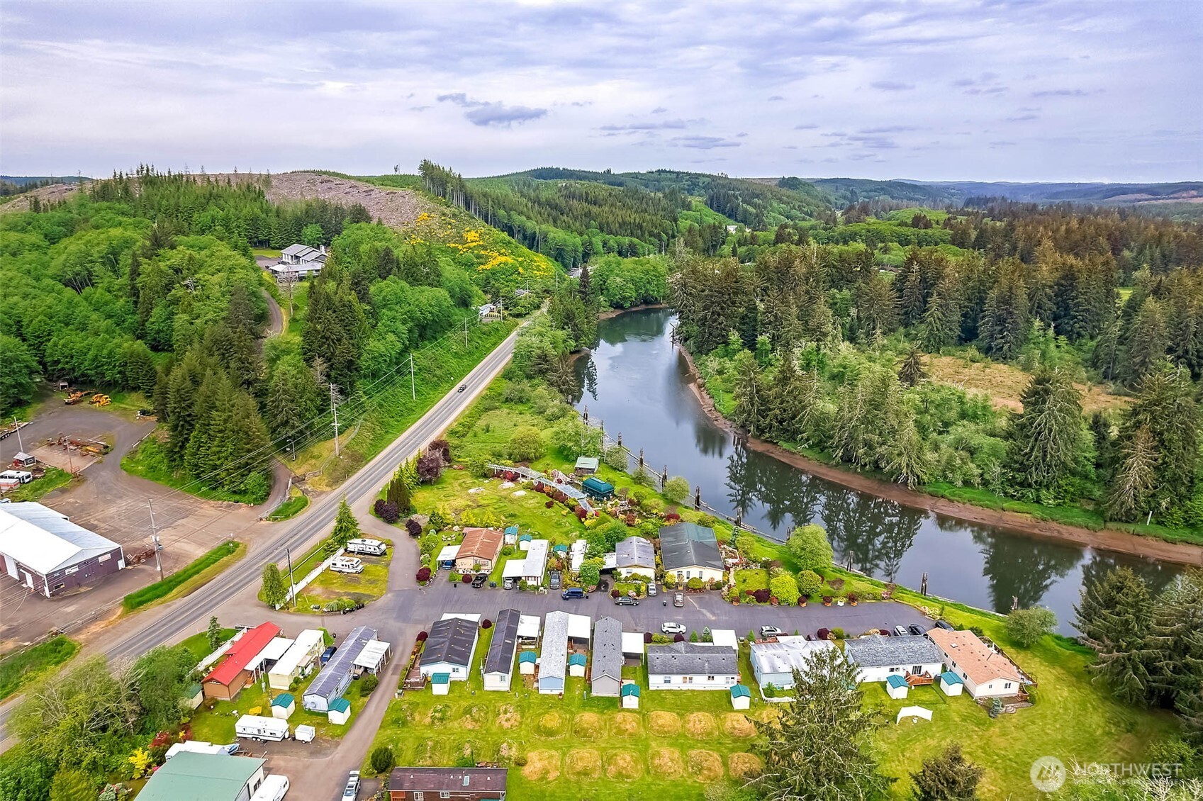 168 US HWY 101 #7, Hoquiam, WA 98550