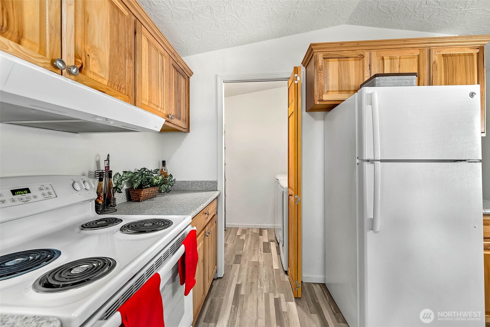 168 US HWY 101 #7, Hoquiam, WA 98550