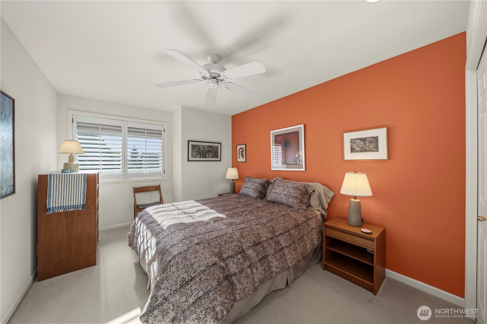 102 8th Lane #102, Kirkland, WA 98033