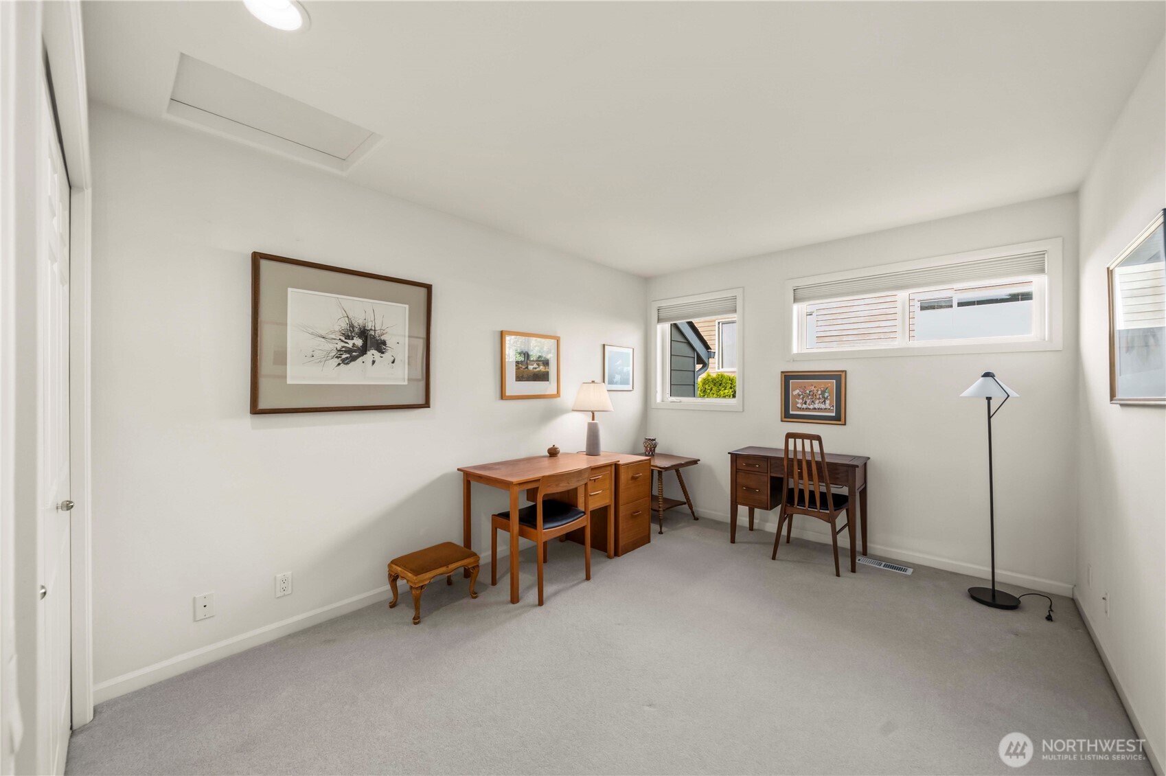 102 8th Lane #102, Kirkland, WA 98033
