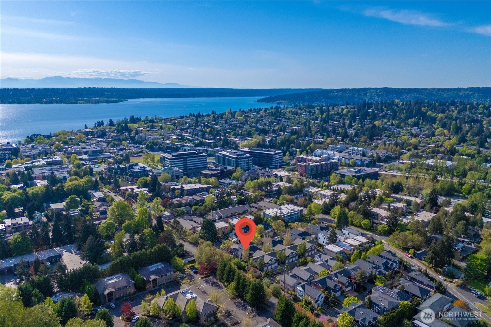 102 8th Lane #102, Kirkland, WA 98033