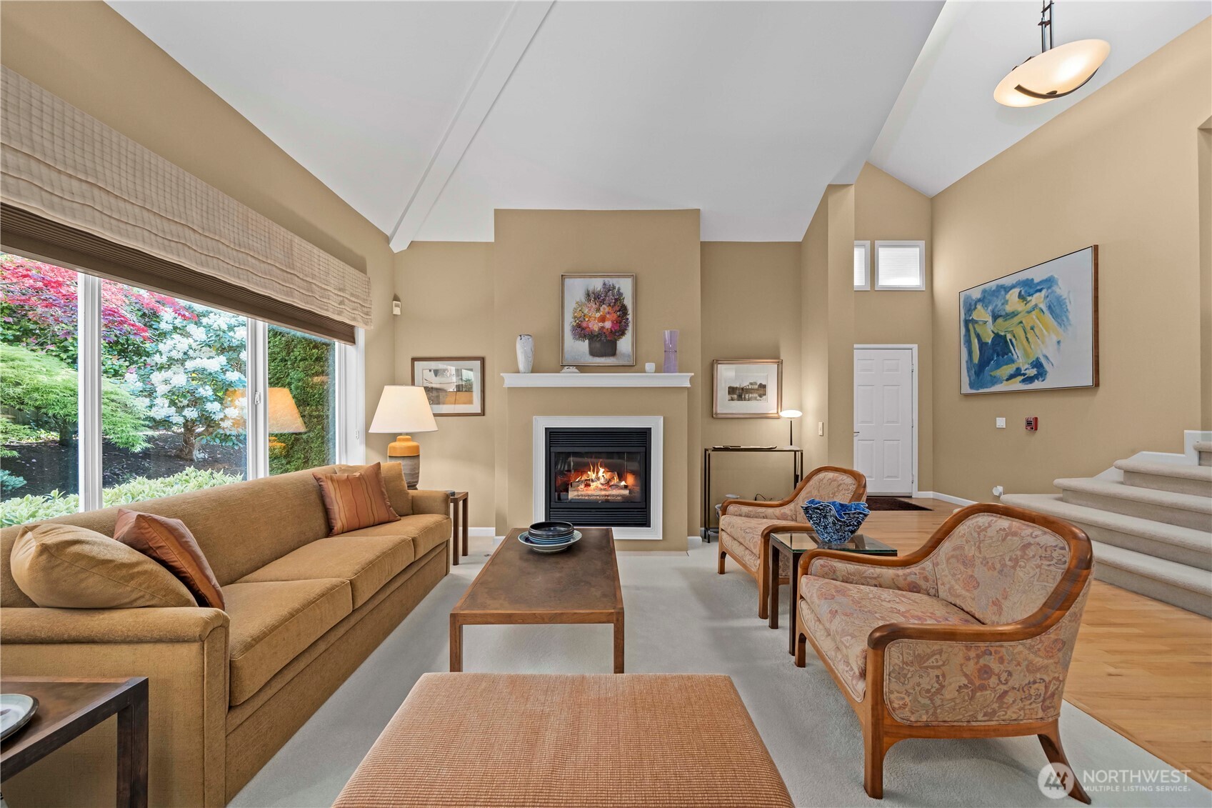102 8th Lane #102, Kirkland, WA 98033