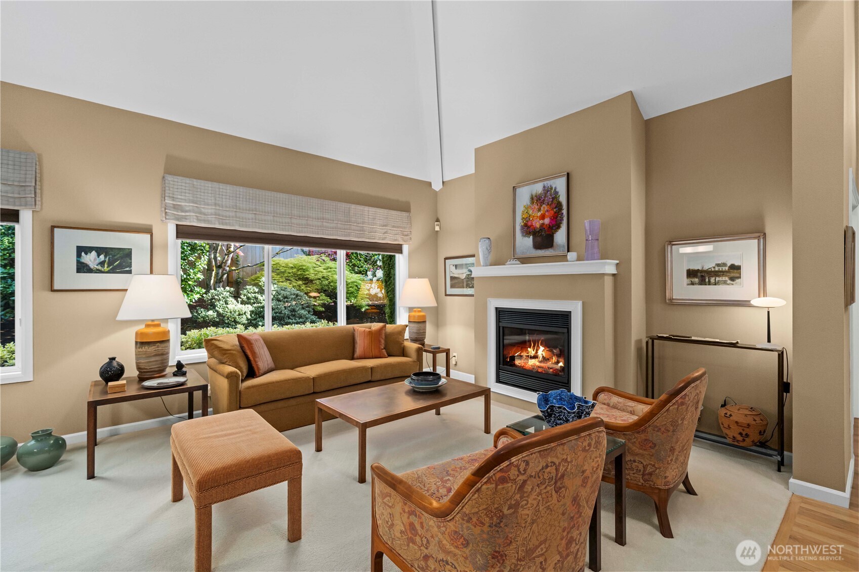 102 8th Lane #102, Kirkland, WA 98033