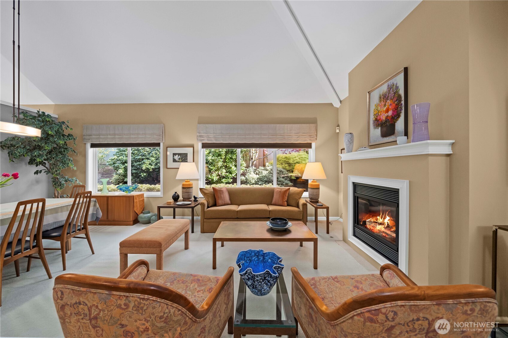 102 8th Lane #102, Kirkland, WA 98033