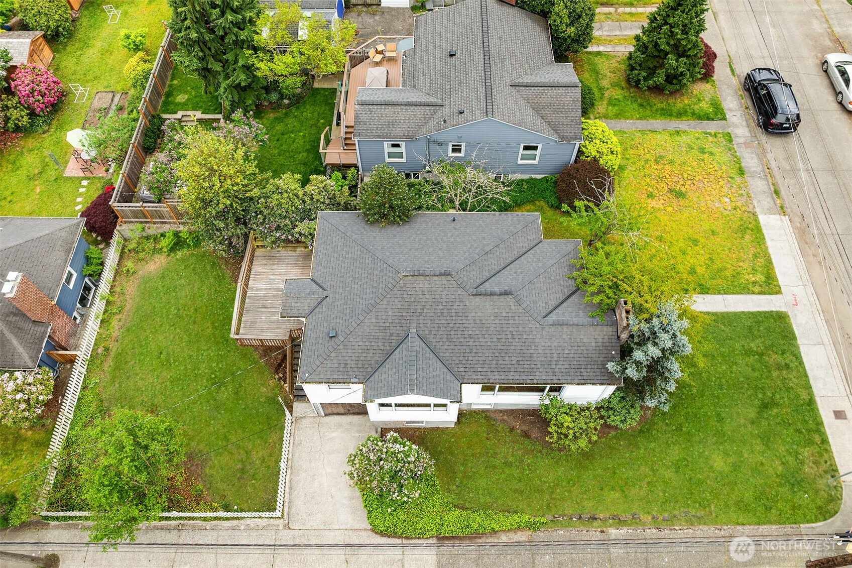 8622 17th Avenue NE, Seattle, WA 98115