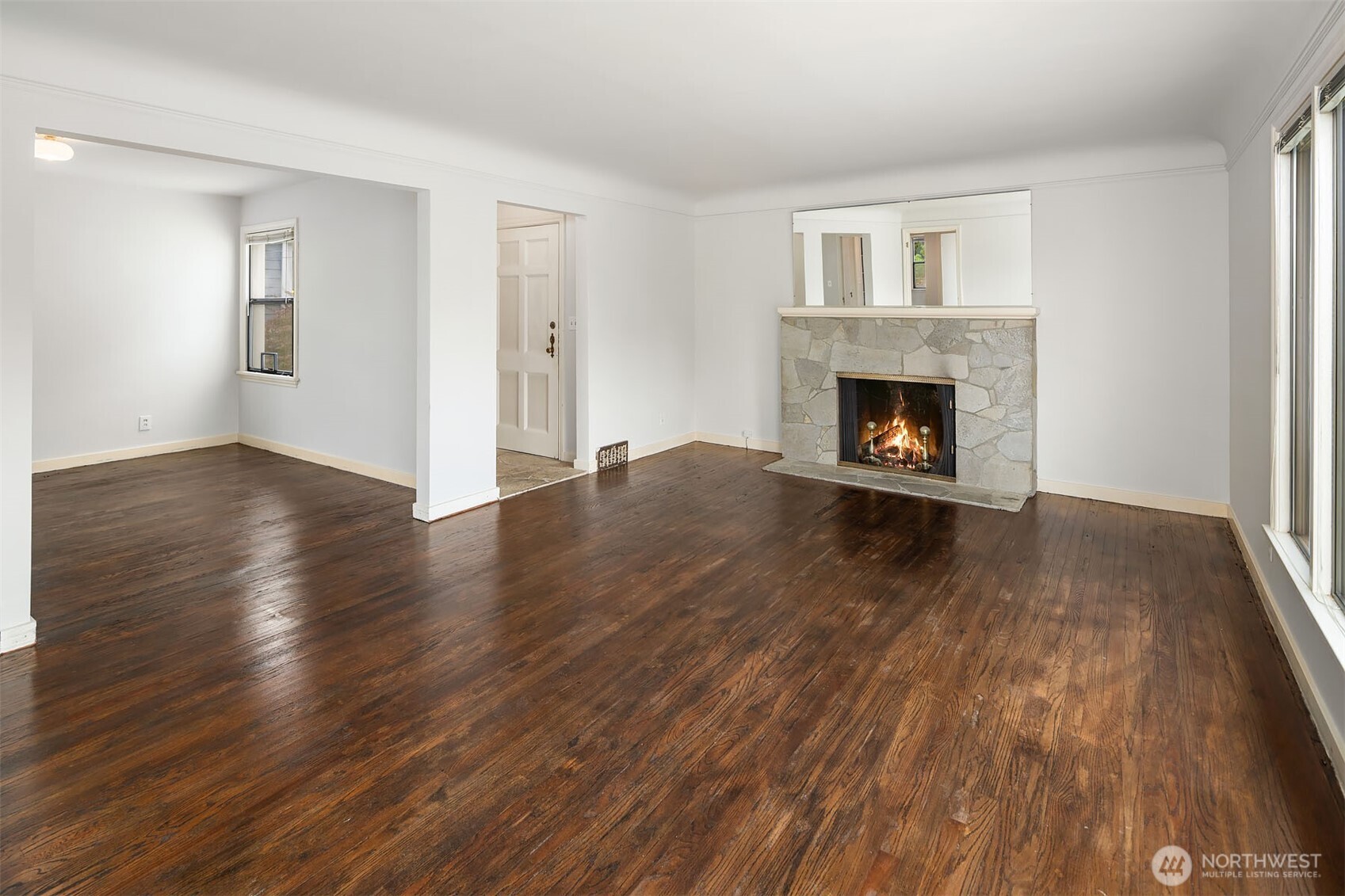 8622 17th Avenue NE, Seattle, WA 98115
