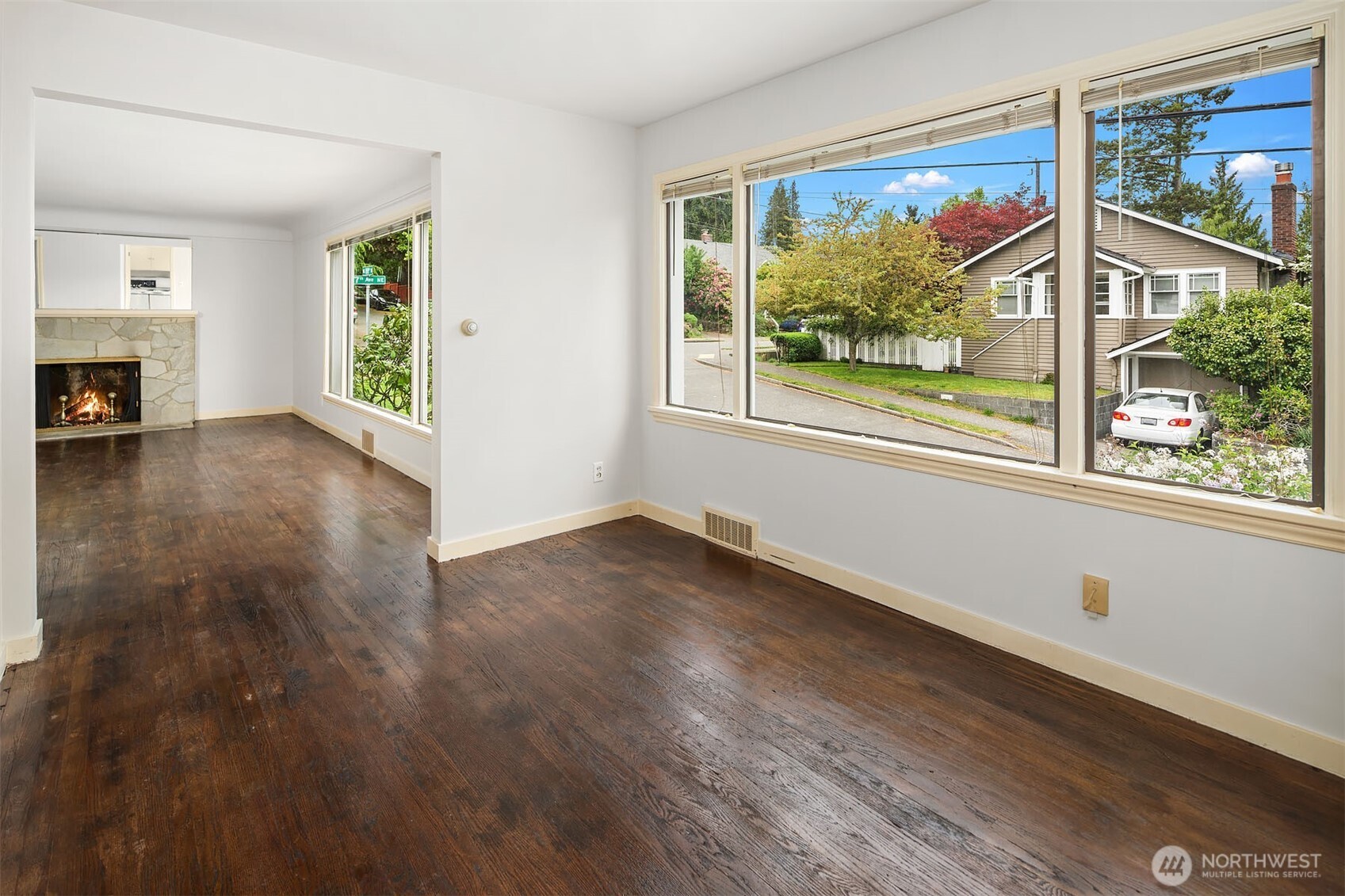 8622 17th Avenue NE, Seattle, WA 98115