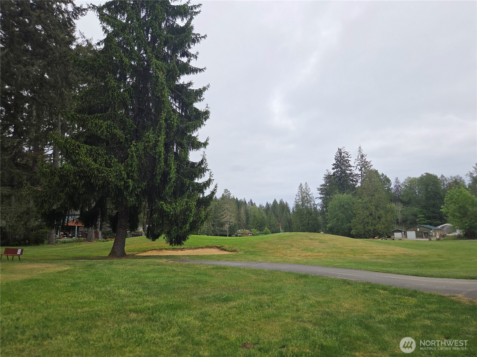 41 N Mt Rose Avenue , Hoodsport, WA 98548