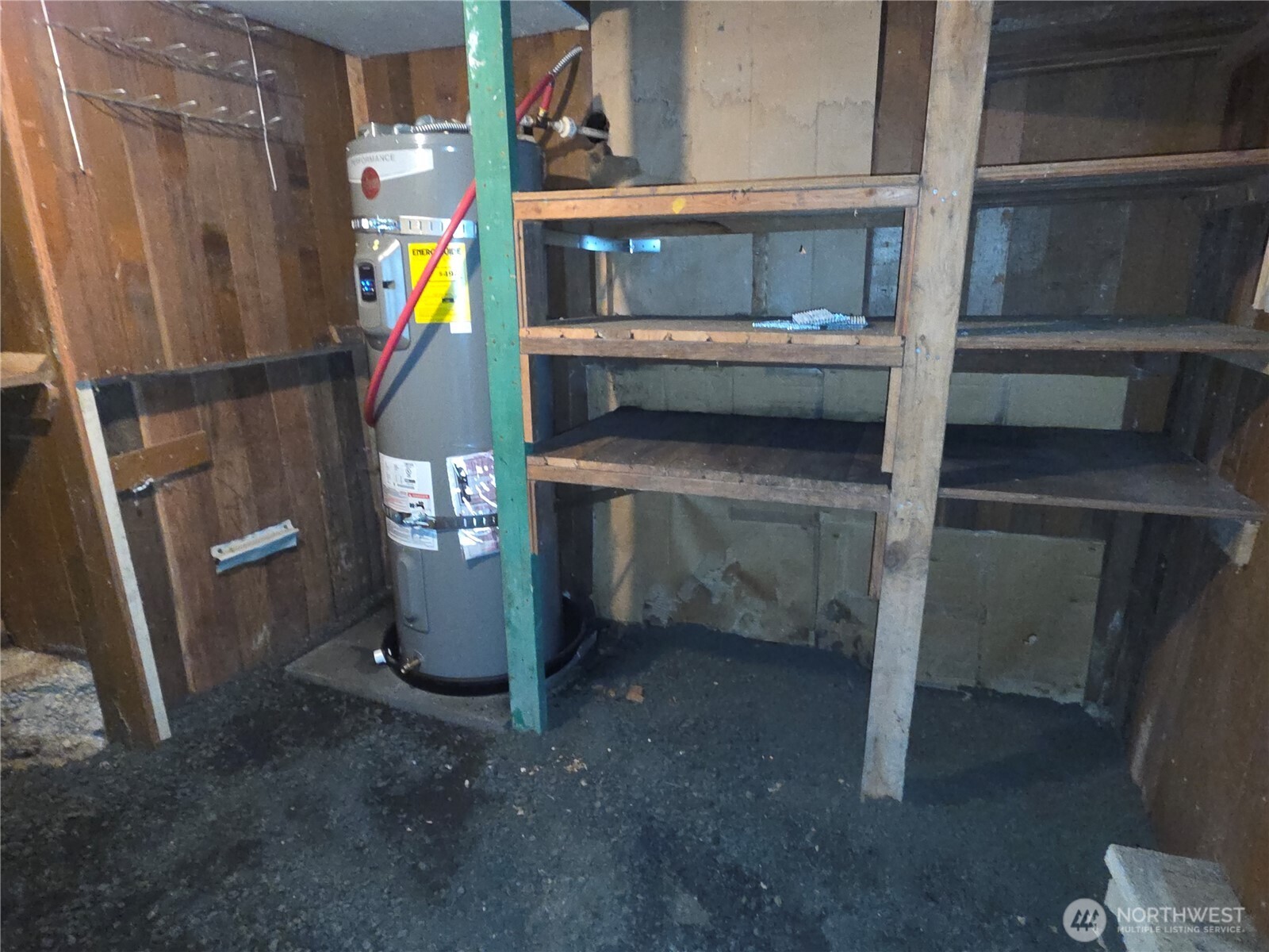41 N Mt Rose Avenue , Hoodsport, WA 98548