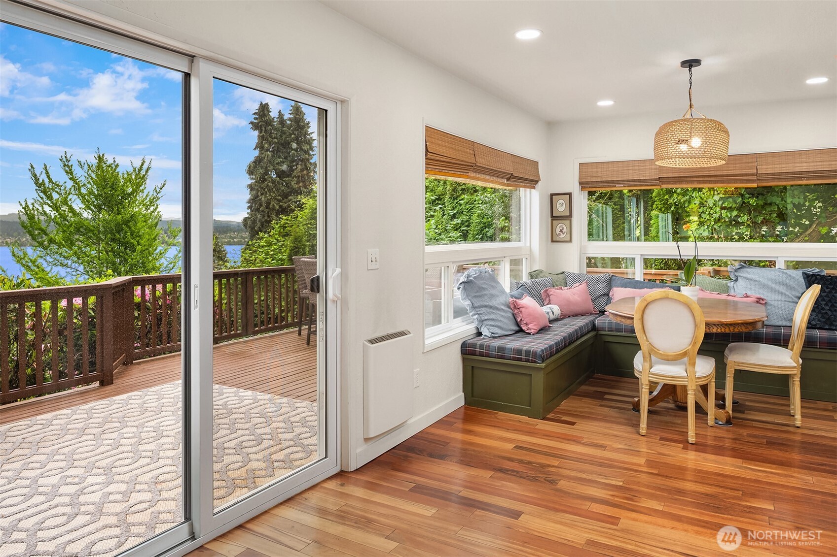 9823 Arrowsmith Avenue S, Seattle, WA 98118