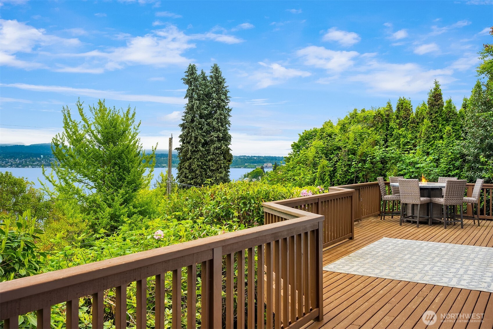 9823 Arrowsmith Avenue S, Seattle, WA 98118