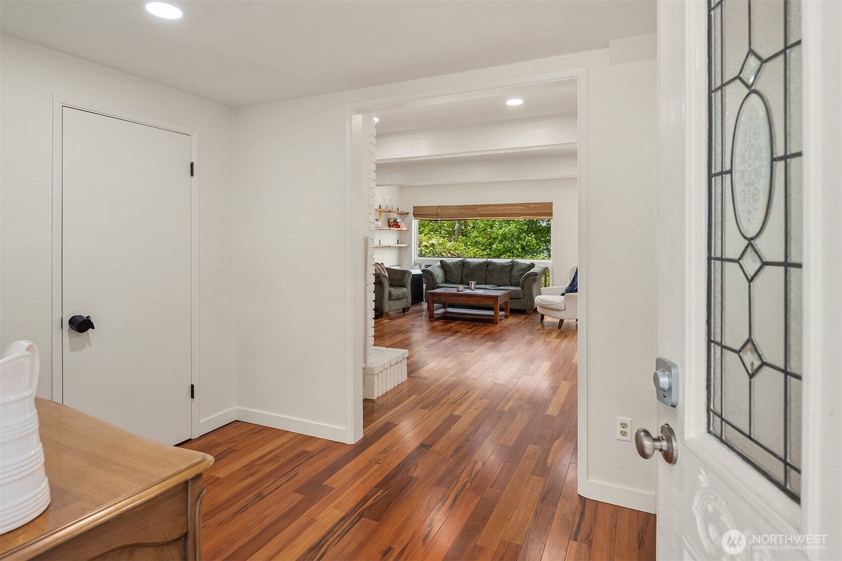 9823 Arrowsmith Avenue S, Seattle, WA 98118