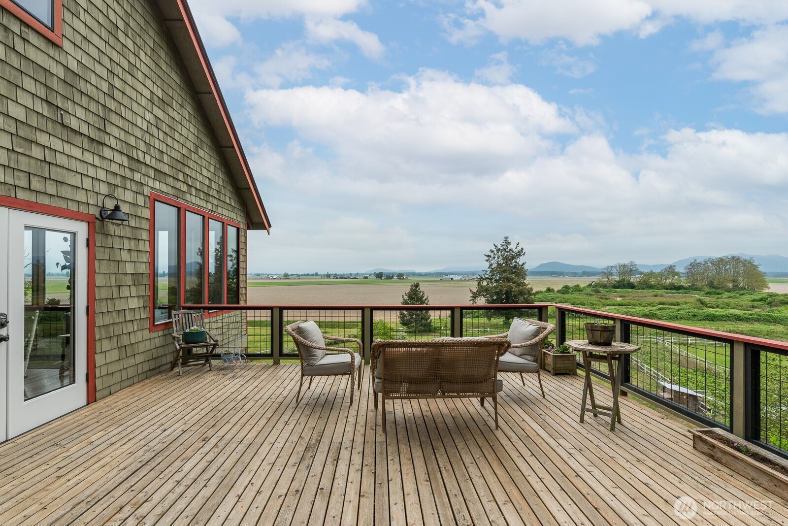 18225 Best Road , Mount Vernon, WA 98273