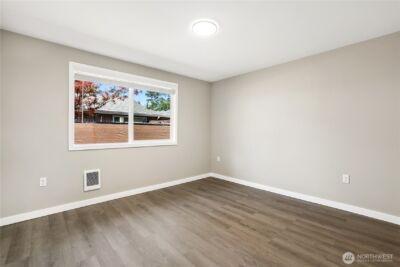 605 E 91st Street , Tacoma, WA 98445 - Photo 16
