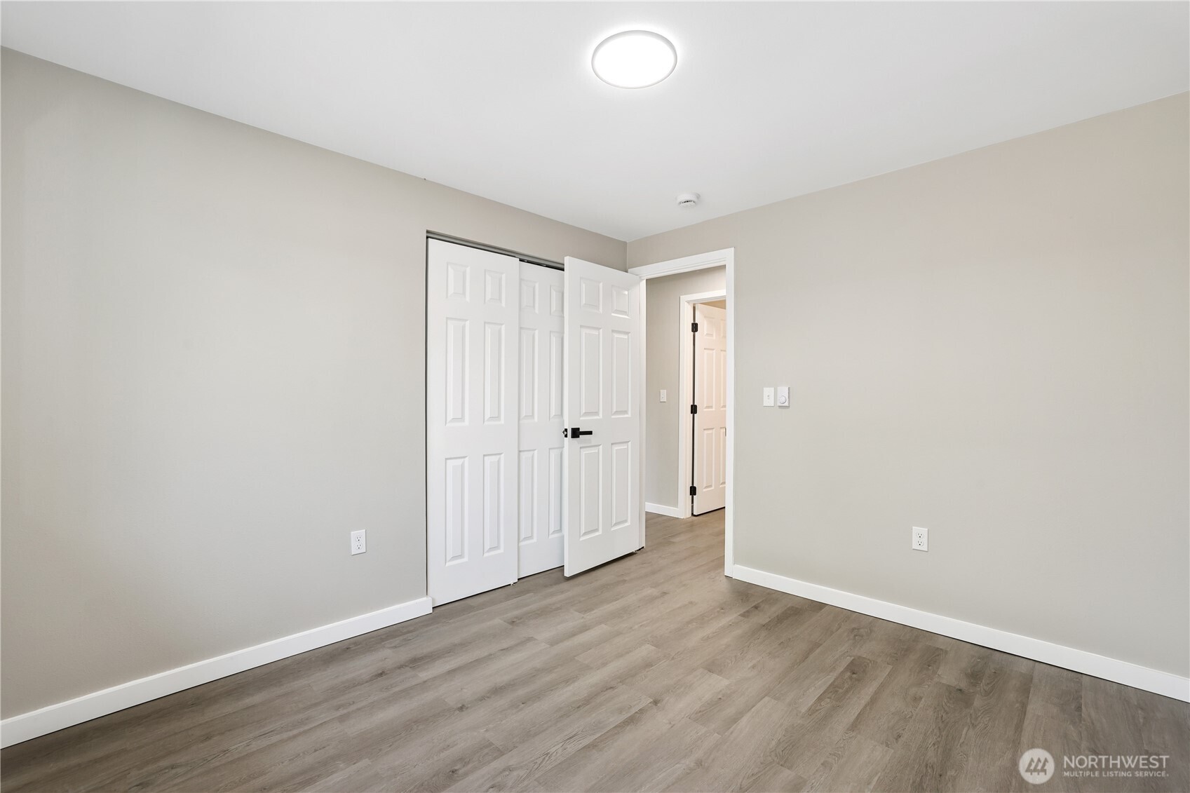 605 E 91st Street , Tacoma, WA 98445
