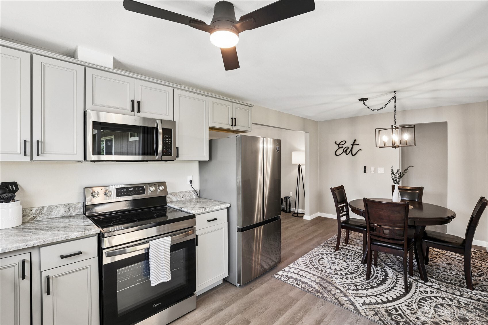 605 E 91st Street , Tacoma, WA 98445