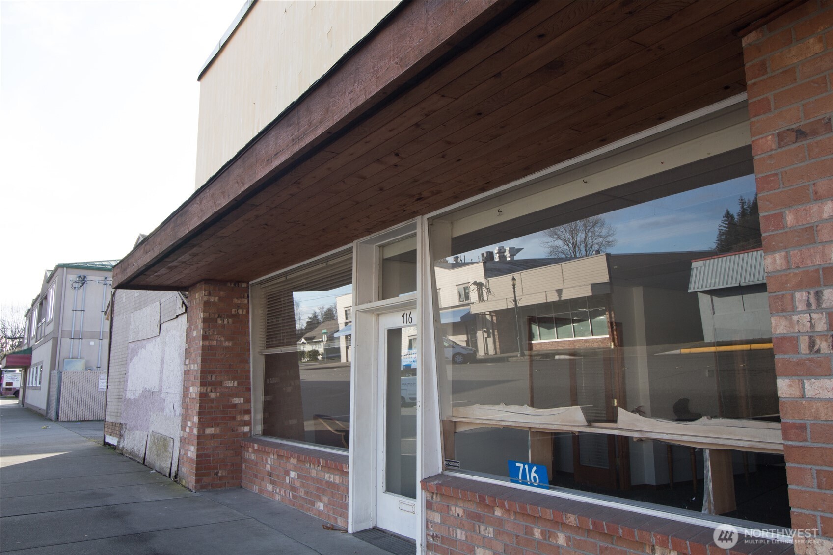 716 E Fairhaven Avenue , Burlington, WA 98233