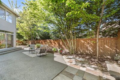 20514 NE 23th Court , Sammamish, WA 98074-7428 - Photo 29