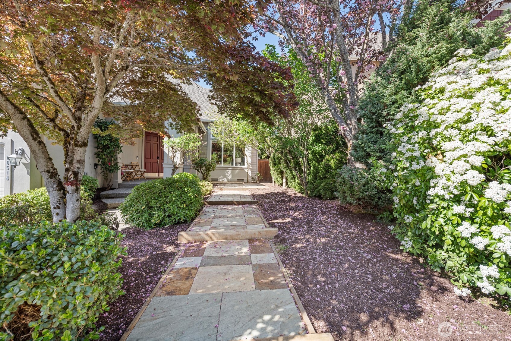 20514 NE 23th Court , Sammamish, WA 98074-7428
