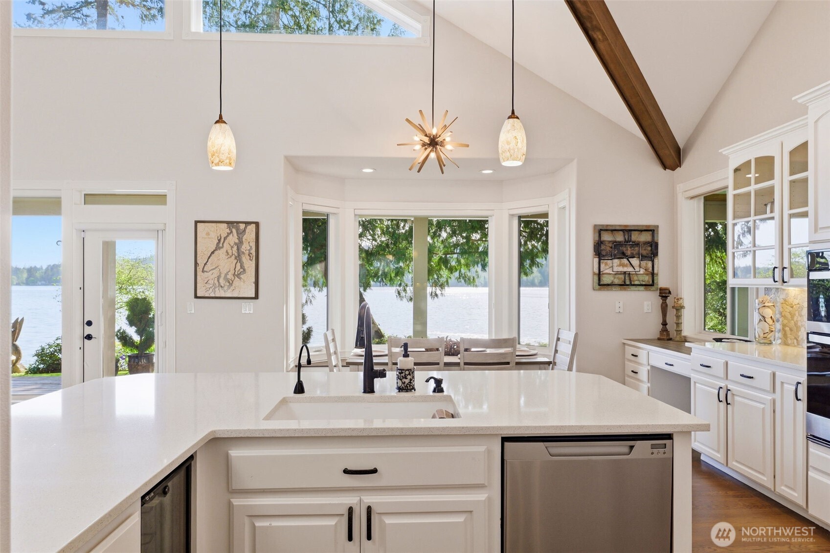 2860 E State Route 302 , Belfair, WA 98528