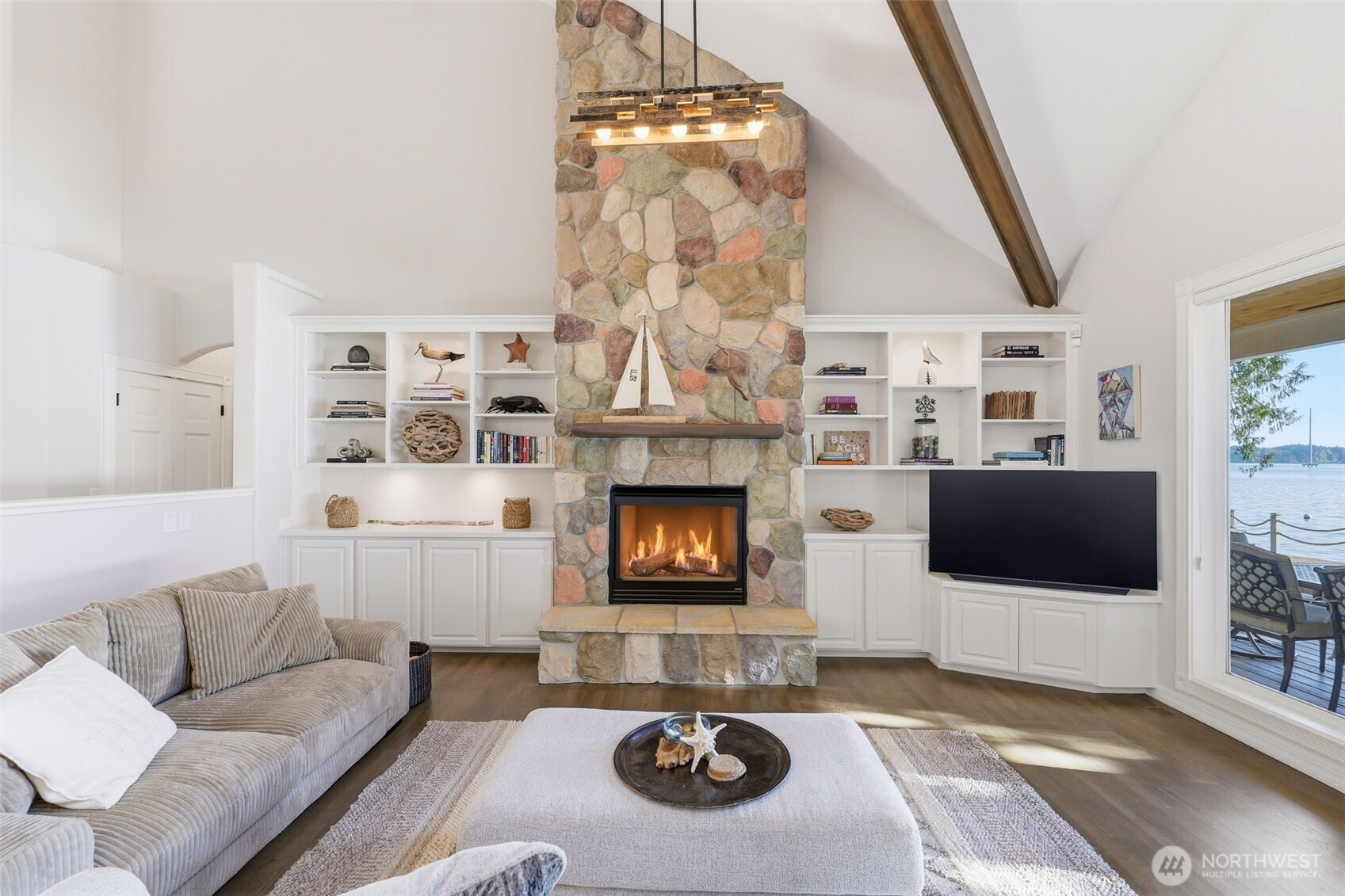 2860 E State Route 302 , Belfair, WA 98528