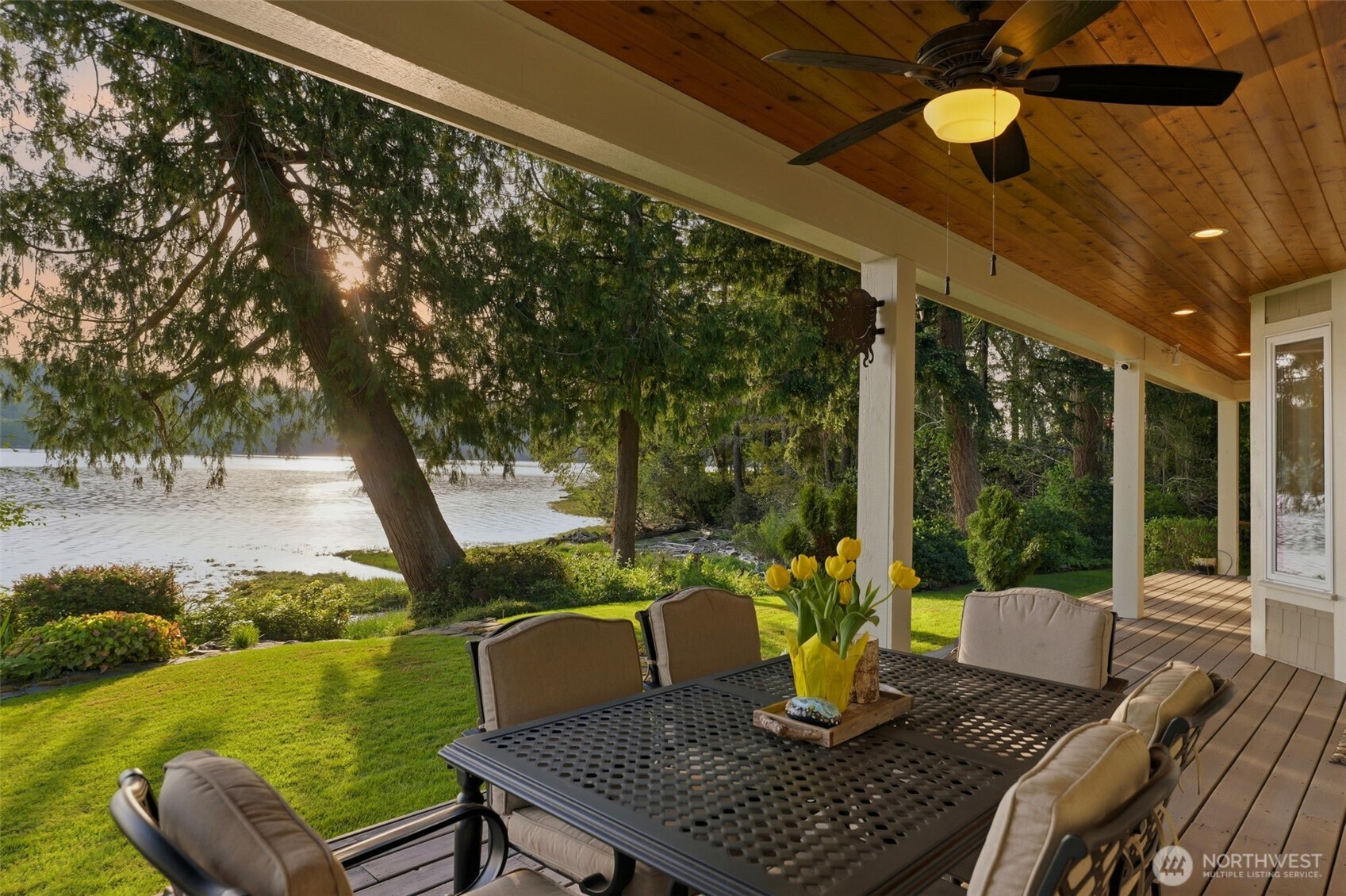 2860 E State Route 302 , Belfair, WA 98528