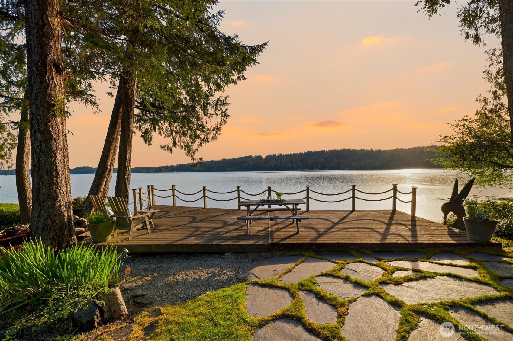 2860 E State Route 302 , Belfair, WA 98528