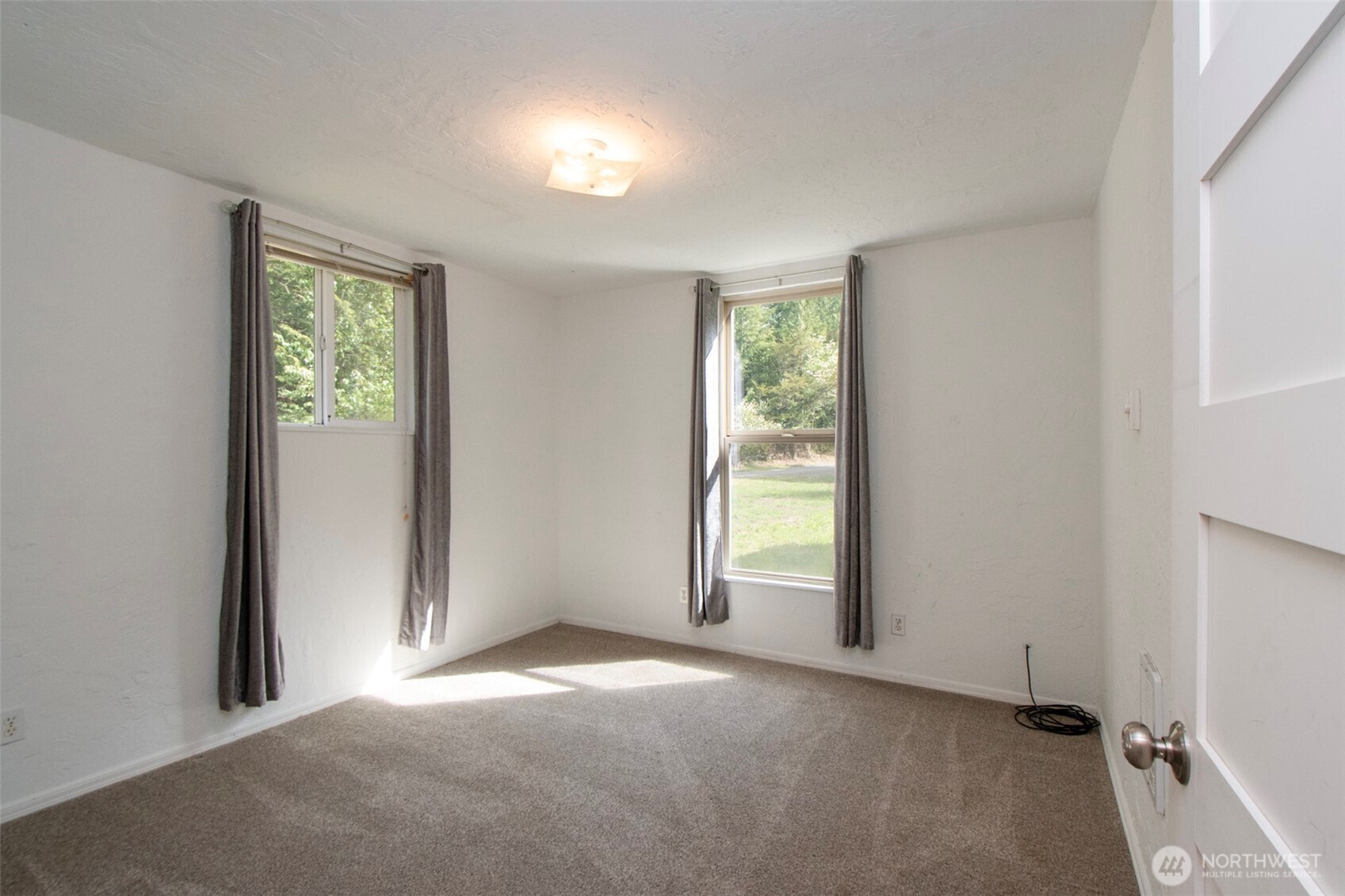 834 Little River , Port Angeles, WA 98363