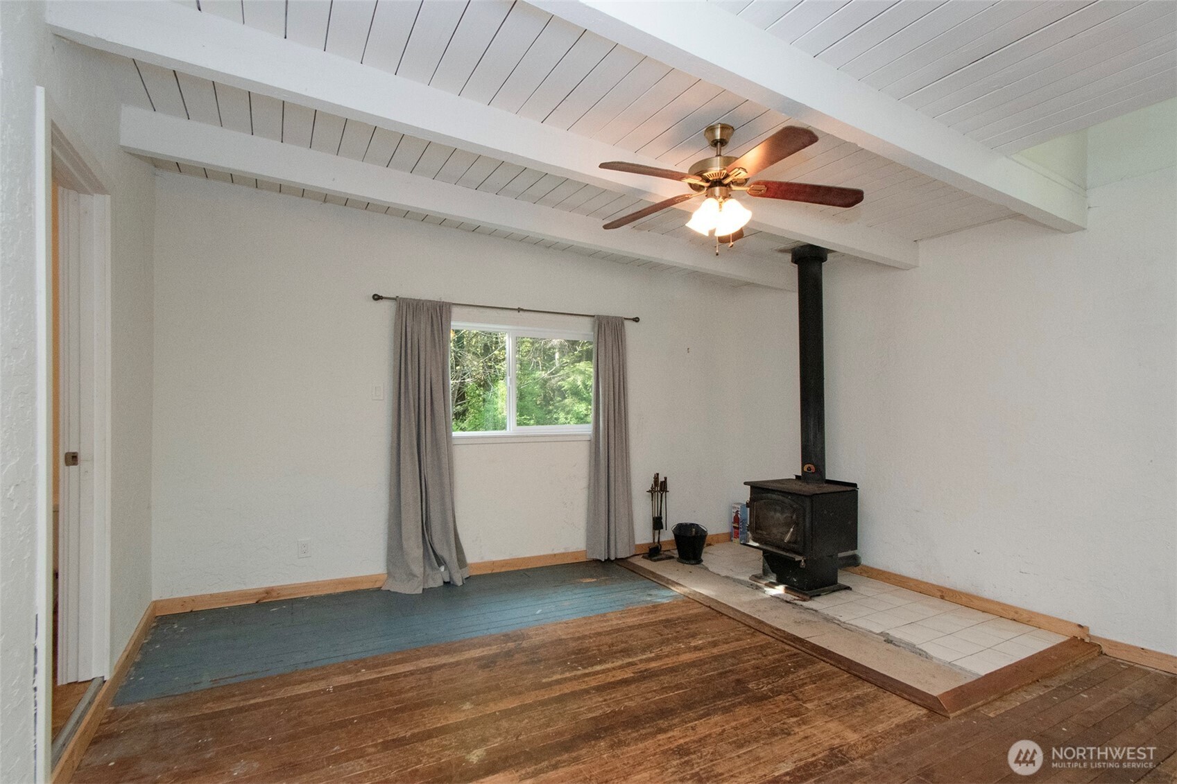 834 Little River , Port Angeles, WA 98363