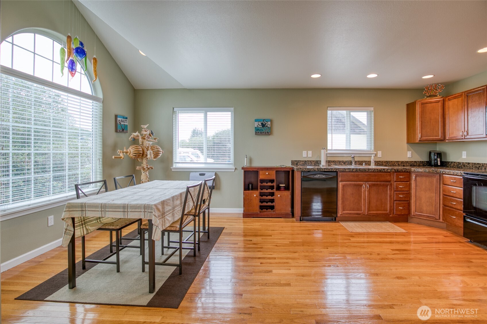 476 Trustee Street SW, Ocean Shores, WA 98569