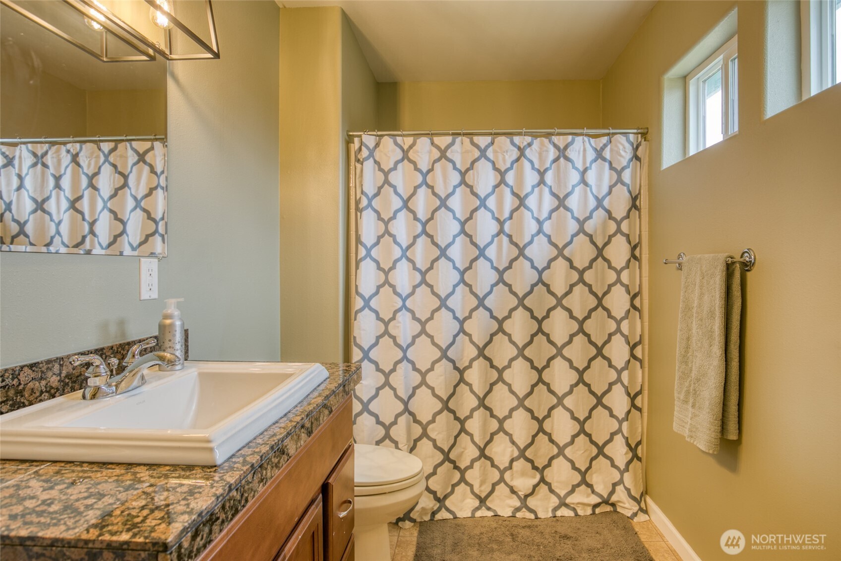 476 Trustee Street SW, Ocean Shores, WA 98569