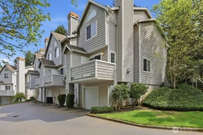 601 12th Avenue NW #D4, Issaquah, WA 98027