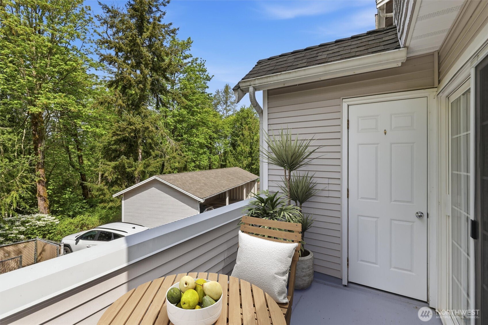 601 12th Avenue NW #D4, Issaquah, WA 98027