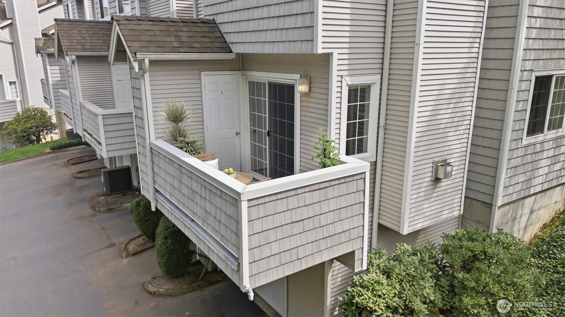 601 12th Avenue NW #D4, Issaquah, WA 98027