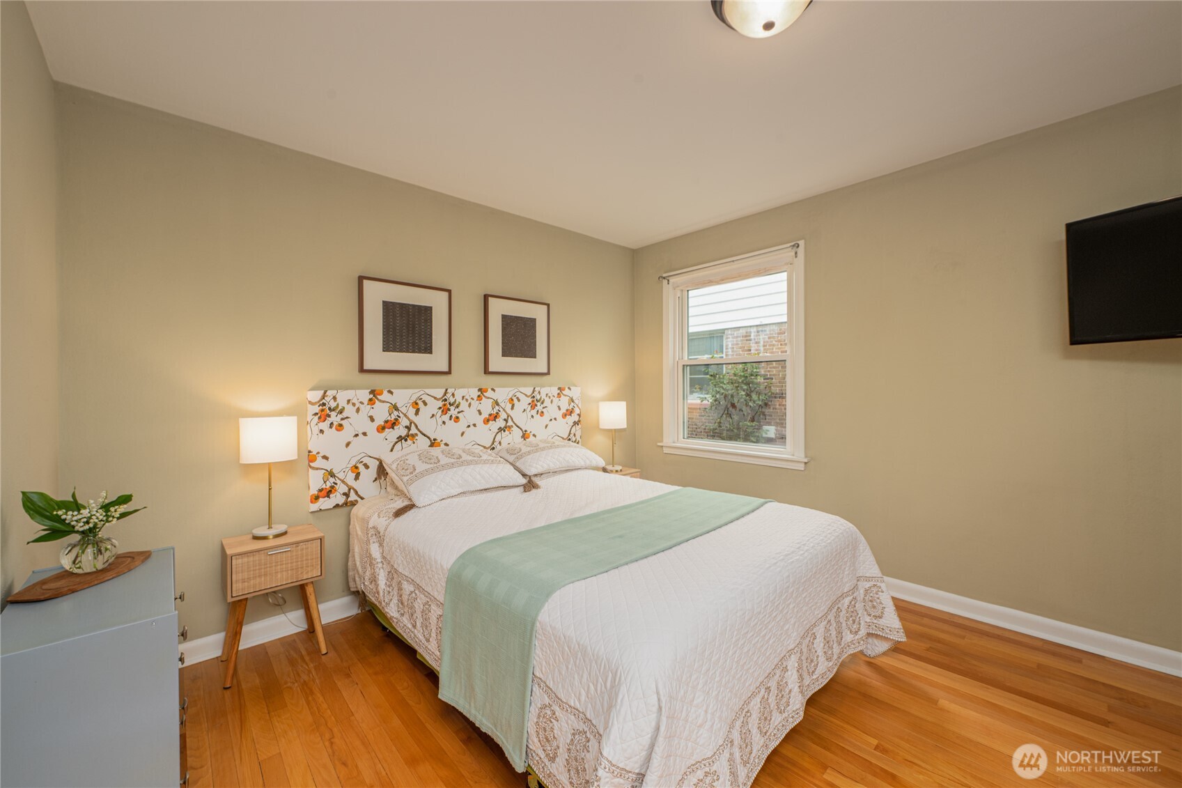 4921 24th Avenue S, Seattle, WA 98108