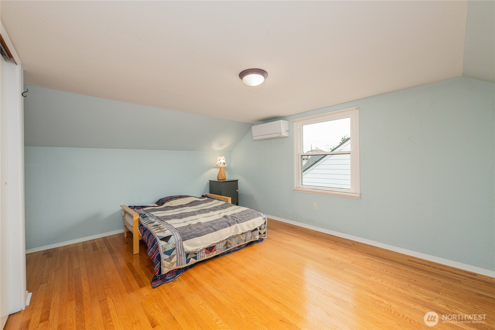 4921 24th Avenue S, Seattle, WA 98108