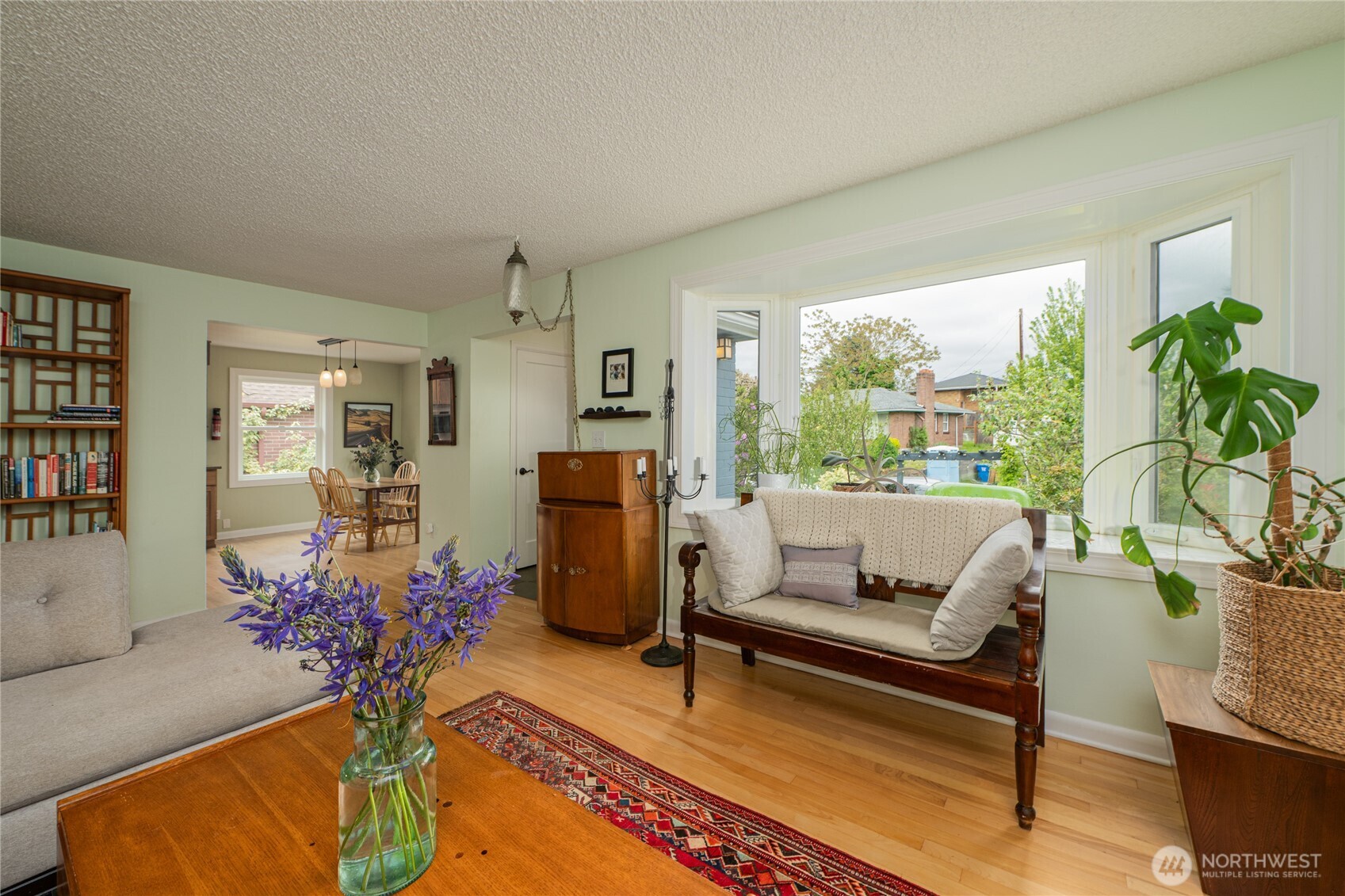 4921 24th Avenue S, Seattle, WA 98108