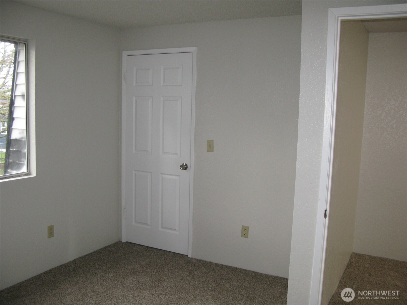 710 10th Street NE #D, Auburn, WA 98002
