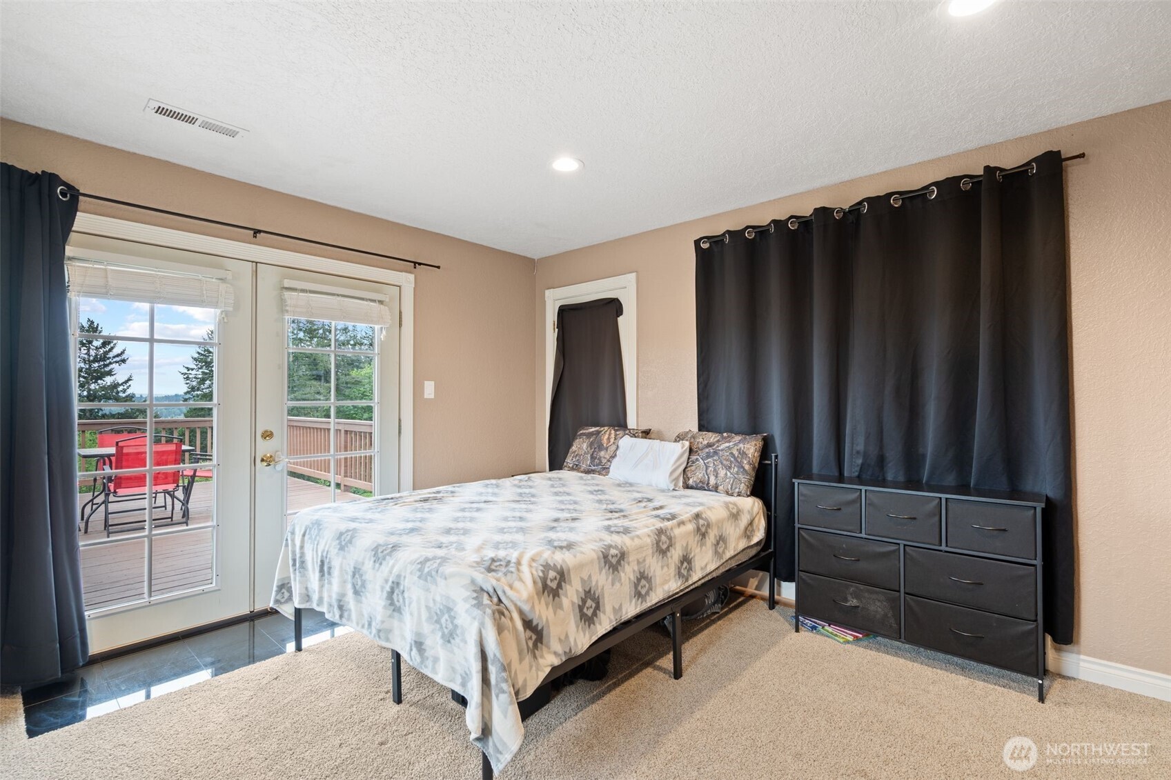 507 Williams Finney Road , Kelso, WA 98626