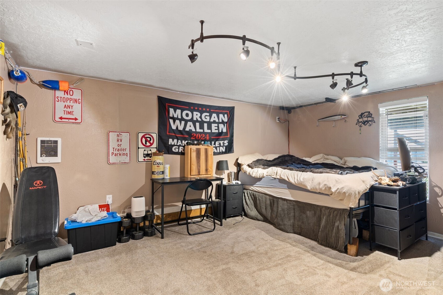 507 Williams Finney Road , Kelso, WA 98626