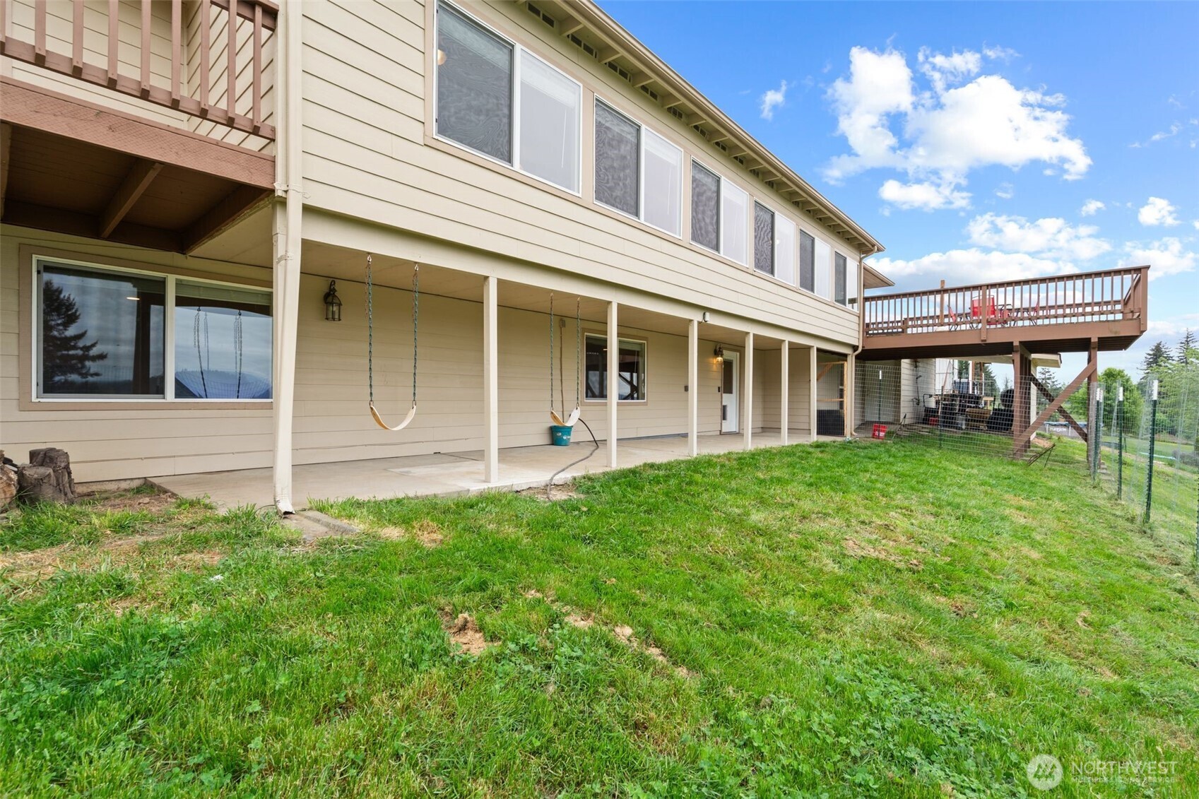 507 Williams Finney Road , Kelso, WA 98626