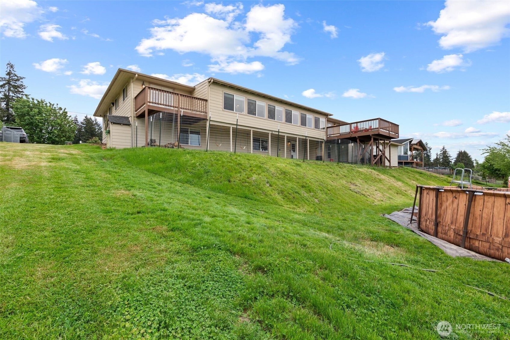 507 Williams Finney Road , Kelso, WA 98626