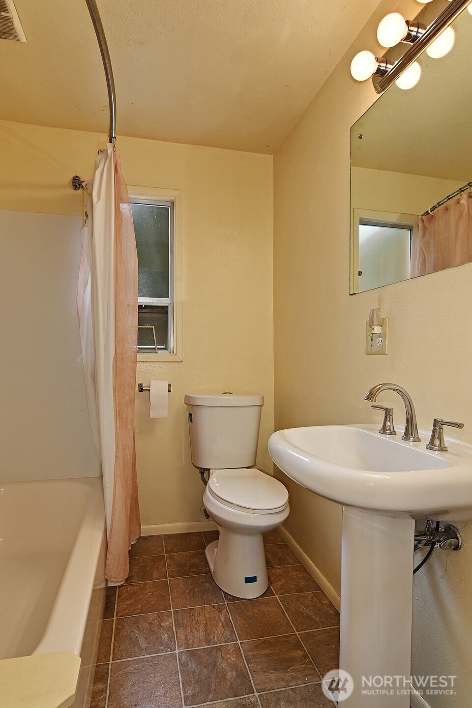 14019 36th Avenue NE, Seattle, WA 98125