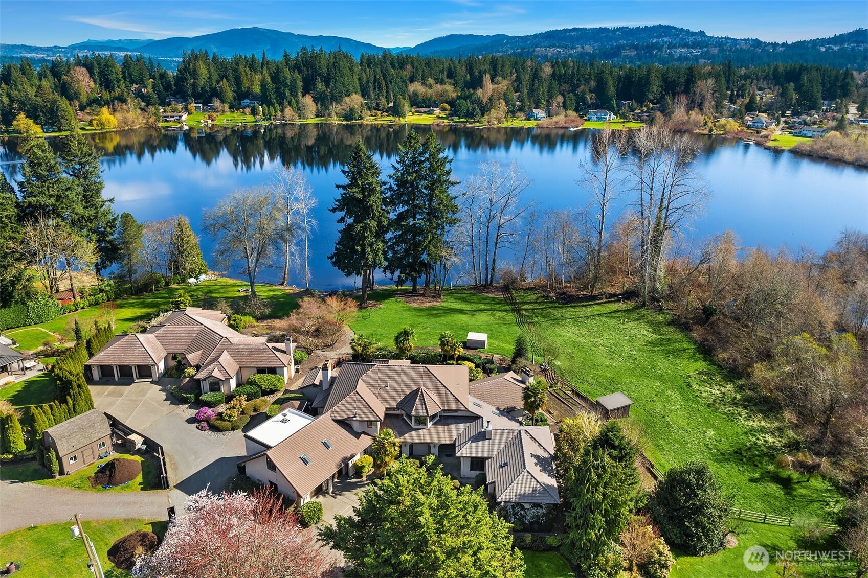 15805 SE 16th Street , Bellevue, WA 98008