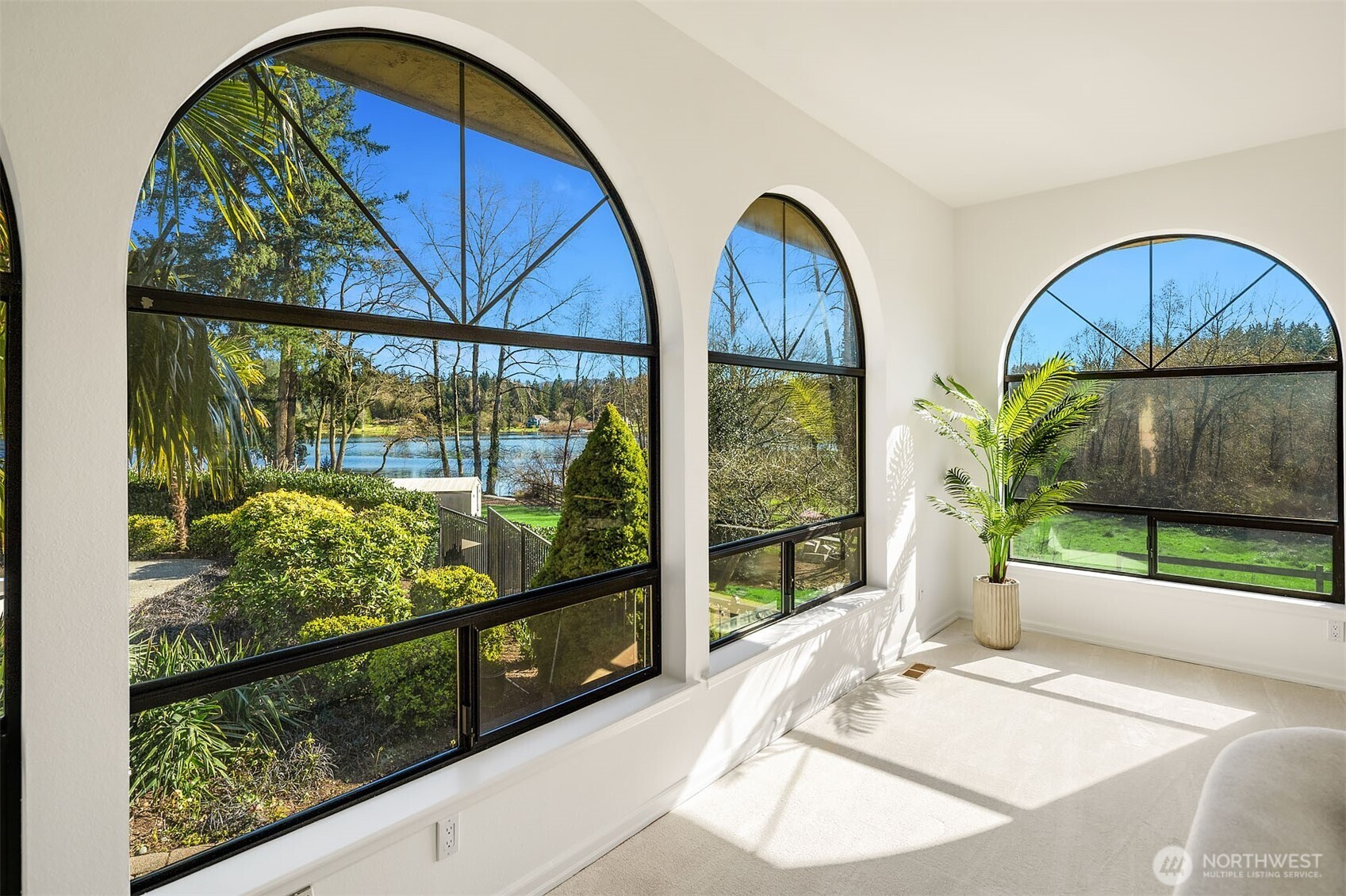 15805 SE 16th Street , Bellevue, WA 98008