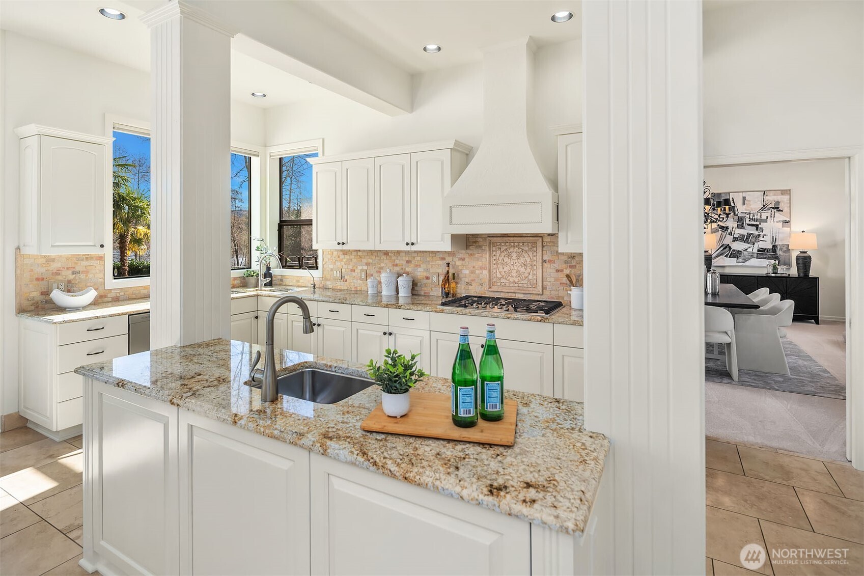 15805 SE 16th Street , Bellevue, WA 98008